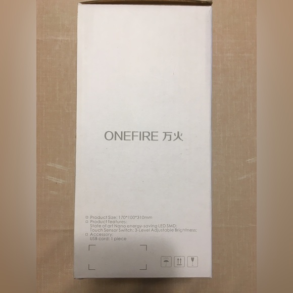 ONEFIRE Fashion wind LED desk light with USB - Picture 2 of 9